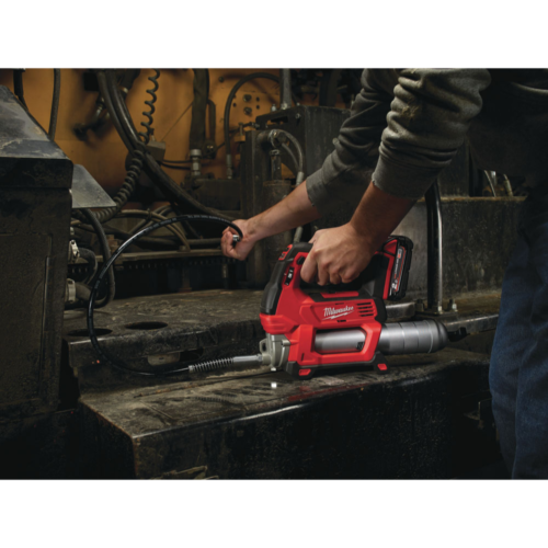 Rasvapuristin Milwaukee M18 GG-0, ilman akkua