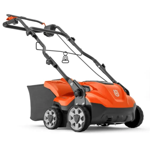 Nurmikon ilmaaja Husqvarna S 138 C