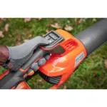 Akkulehtipuhallin Husqvarna 230iB