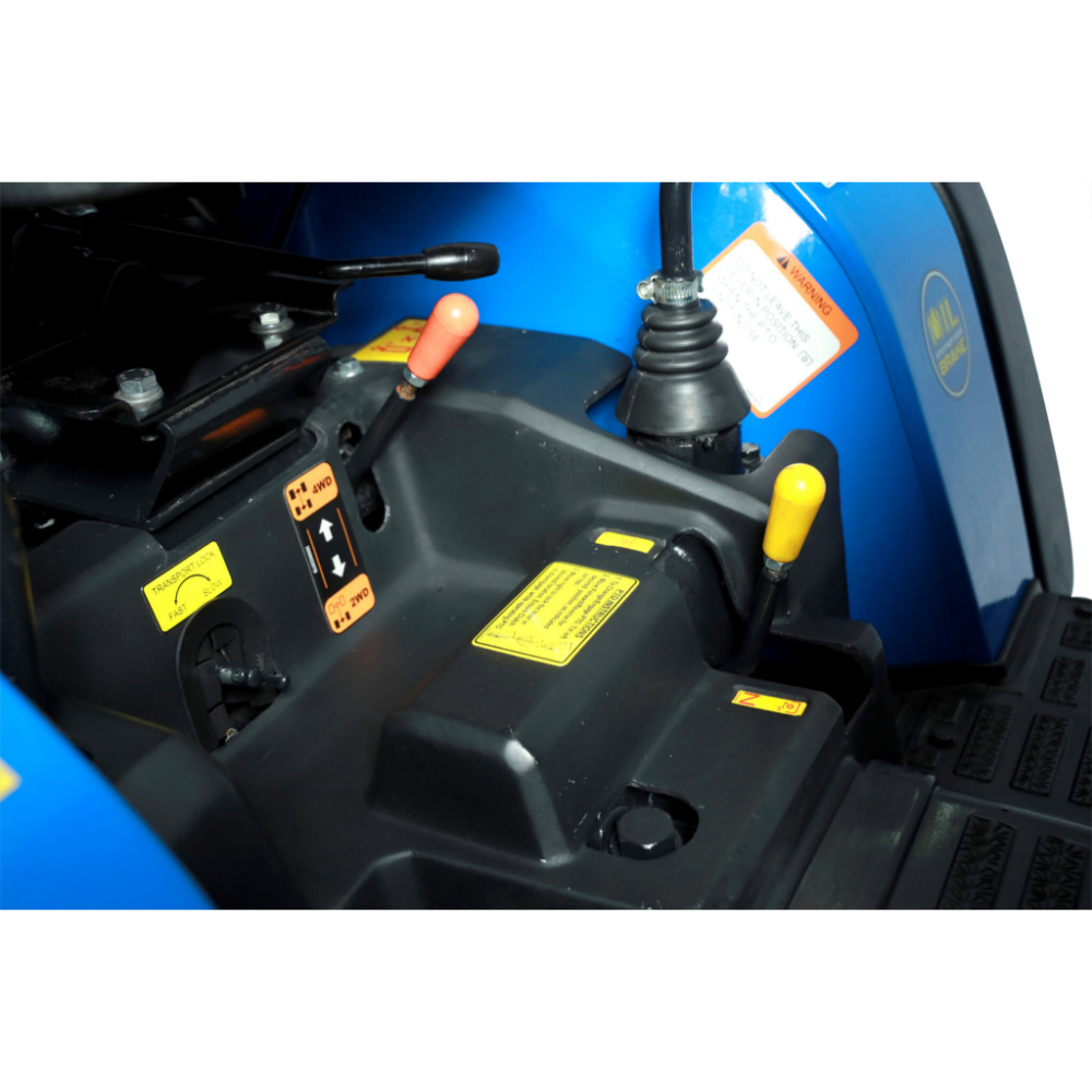 Traktori Solis 26 6+2 4WD SideShift etukuormaajalla