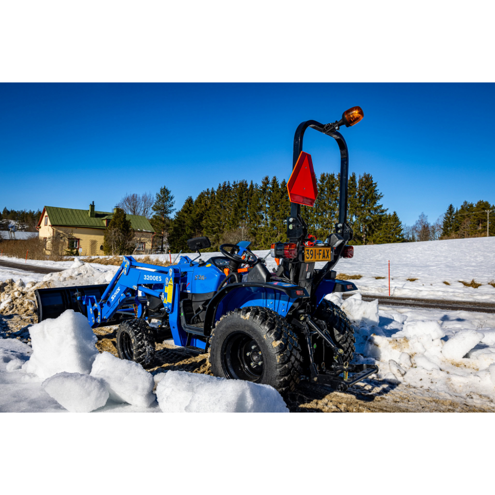 Traktori Solis 26 6+2 4WD SideShift etukuormaajalla