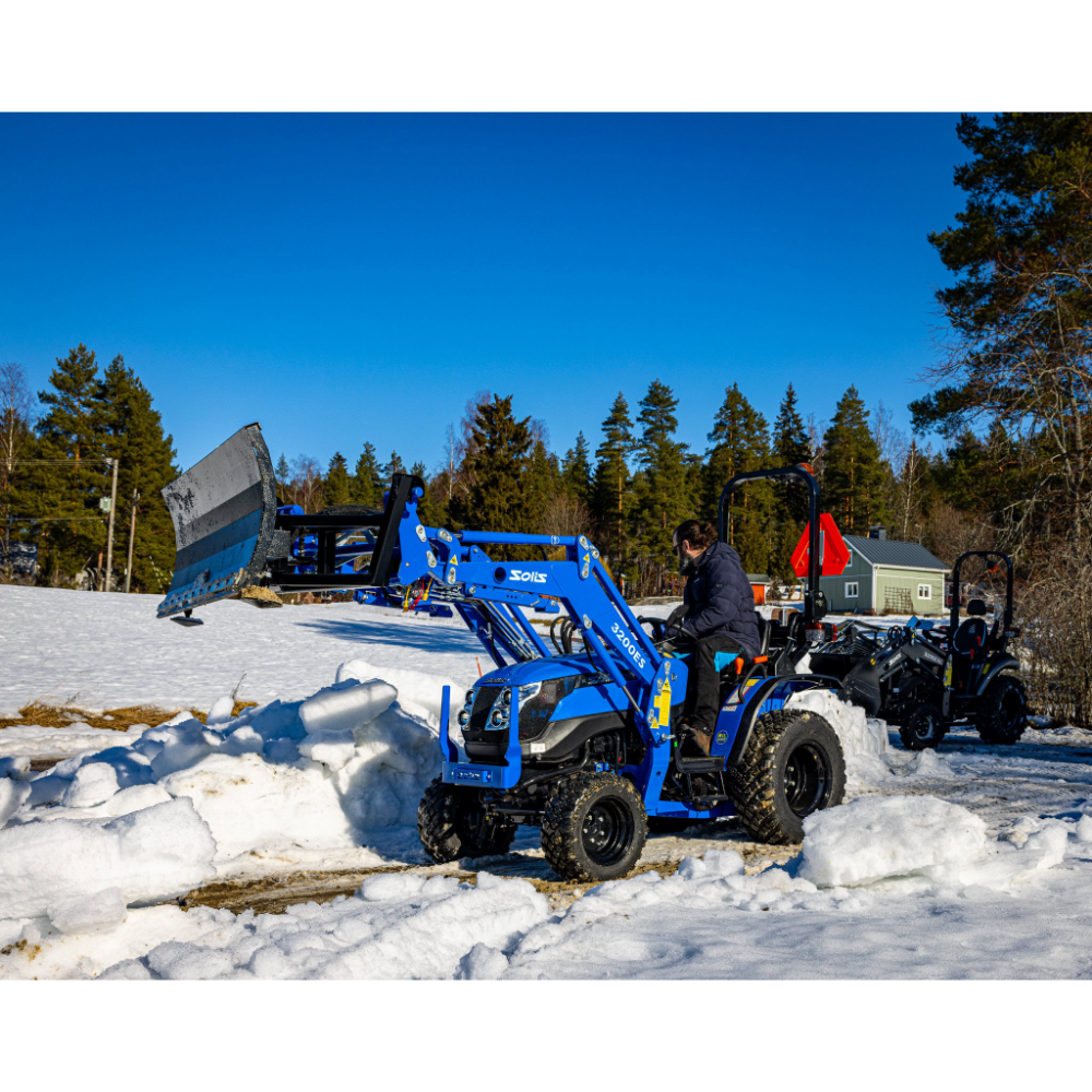 Traktori Solis 26 6+2 4WD SideShift etukuormaajalla