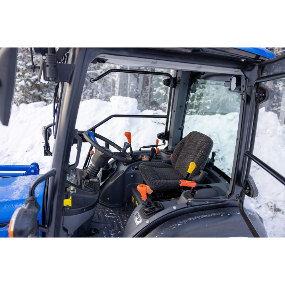 Traktori Solis 26 9+9 XL 4WD ohjaamolla ja etukuormaajalla