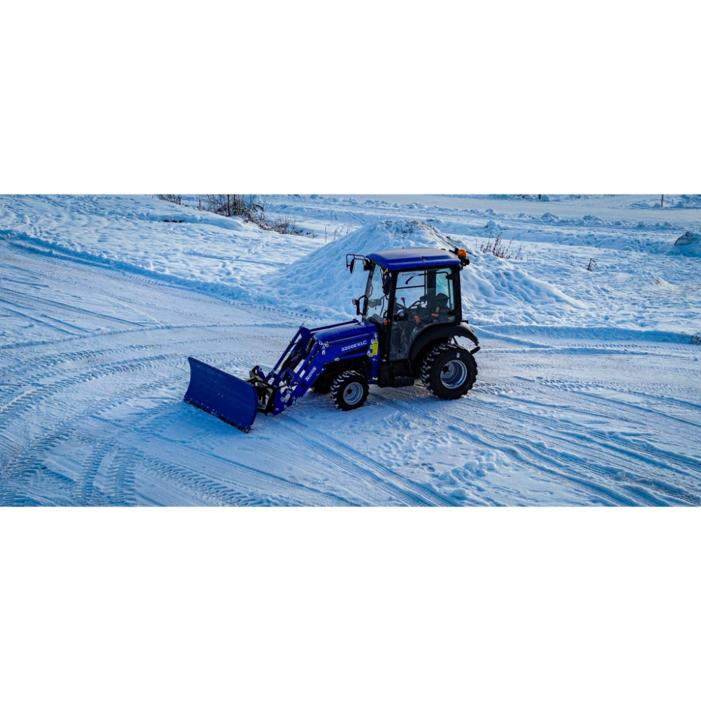 Traktori Solis 26 9+9 XL 4WD ohjaamolla ja etukuormaajalla