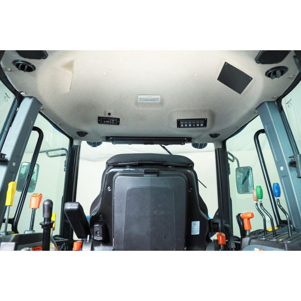 Traktori Solis 50 12+12 4WD Stage V Turbo ohjaamolla ja etukuormaajalla
