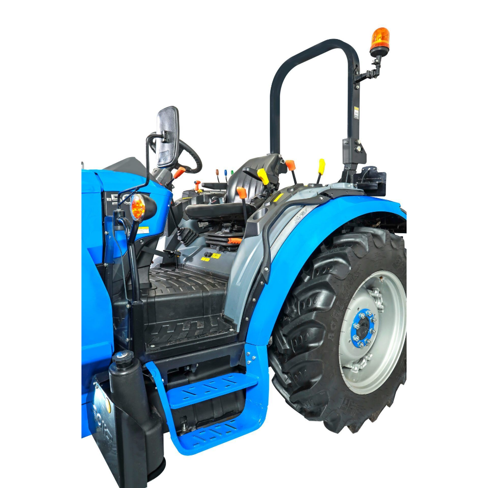Traktori Solis 50 12+12 4WD Stage V Turbo etukuormaajalla