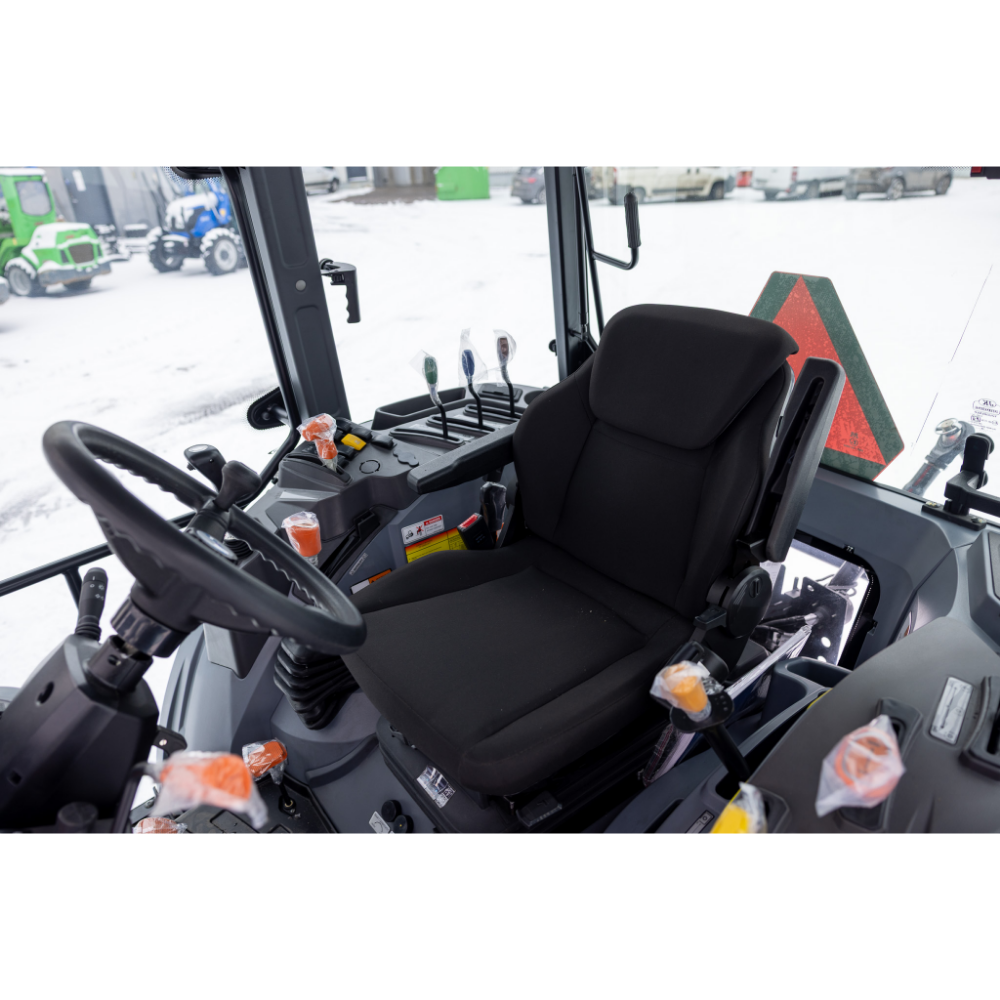Traktori Solis 60 12+12 4WD Stage V Turbo ohjaamolla ja etukuormaajalla