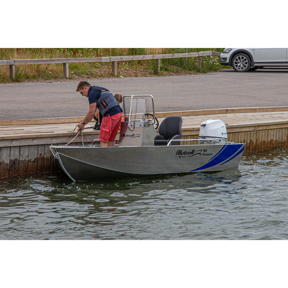 Moottorivene Alutroll 410 Snapper pro keskipulpetilla Tohatsu MFS40AWETL perämoottorilla - Image 6