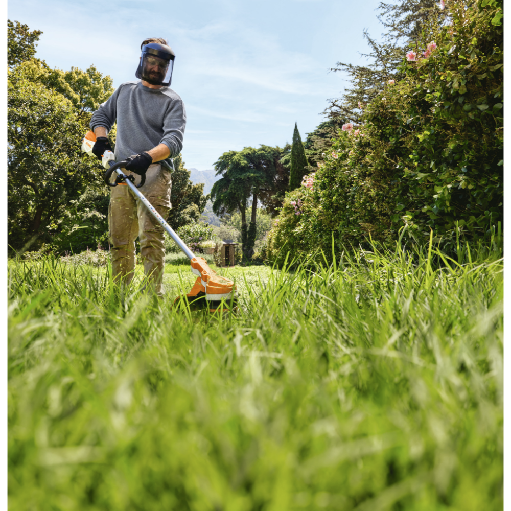 Akkuraivaussaha Stihl FSA 70 R