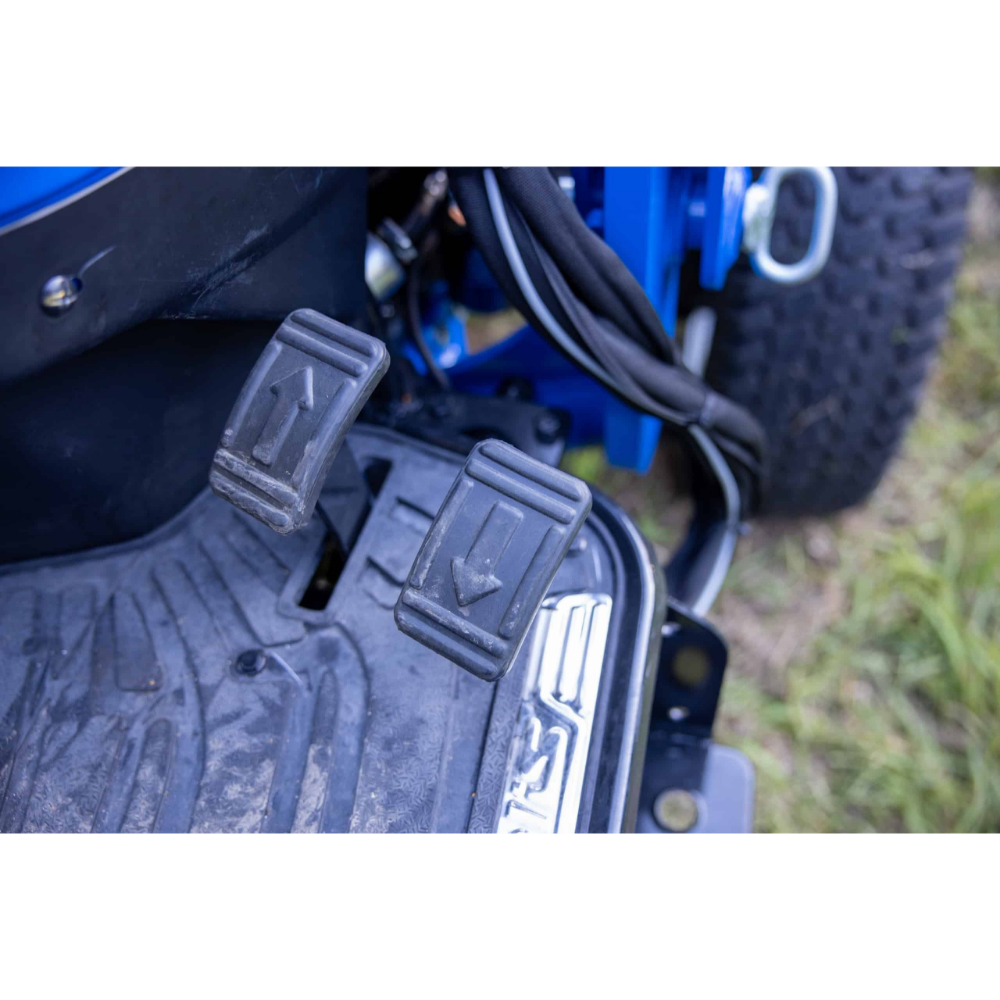 Traktori Solis 26 HST PRO+ 4WD etukuormaajalla